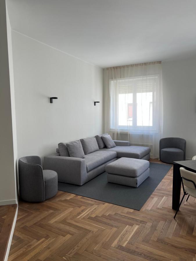 Milano: Bellissimo Appartamento In Pieno Centro Exterior photo